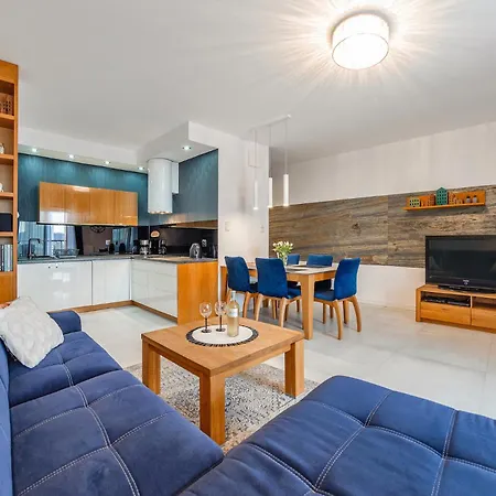 Blue Merlin - River View