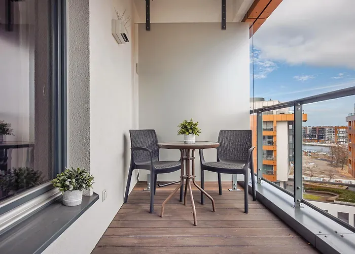 Blue Merlin - River View Γκντανσκ