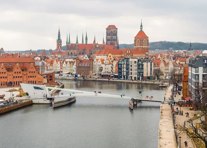 Blue Merlin - River View *